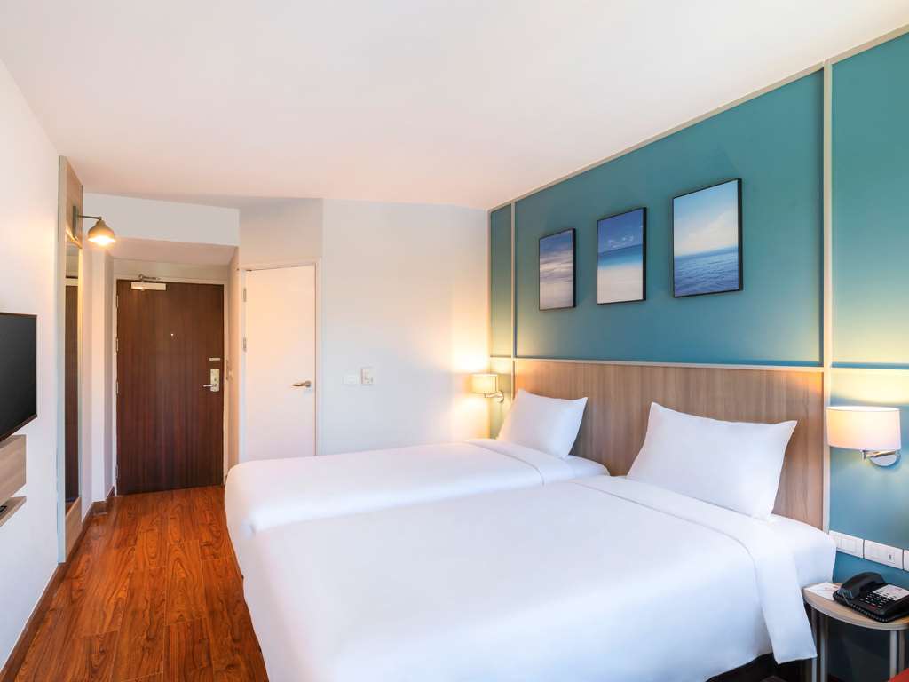 Ibis Phuket Patong Quarto foto